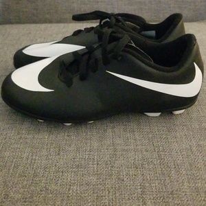 Nike Cleats (NEW)